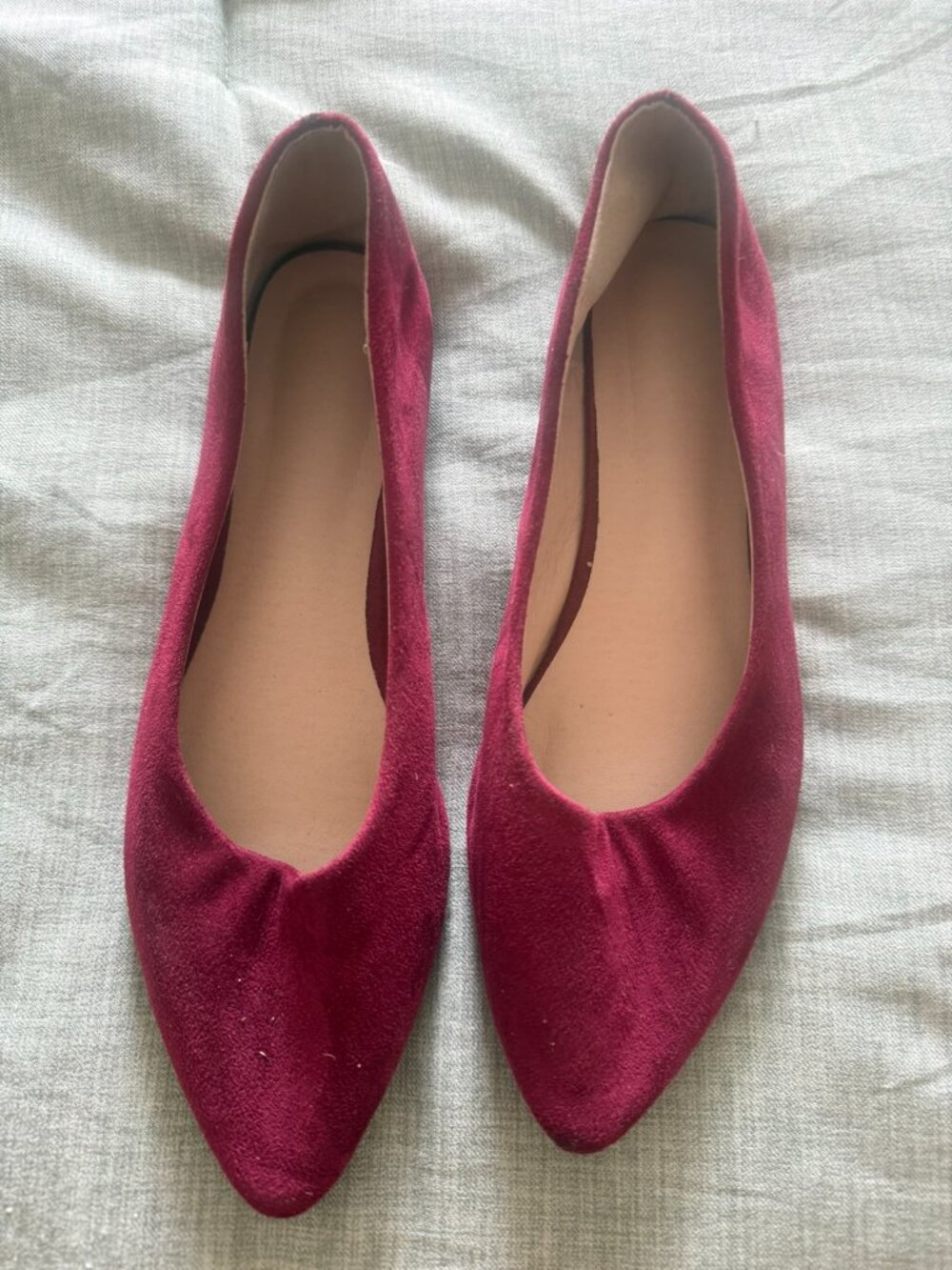 ChaiRong Zhou Wine Red Pointed Toe Ballet Flats Size 9